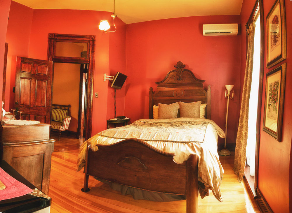 セント・ジョセフ ウイスキー マンション Bed & Breakfast エクステリア 写真