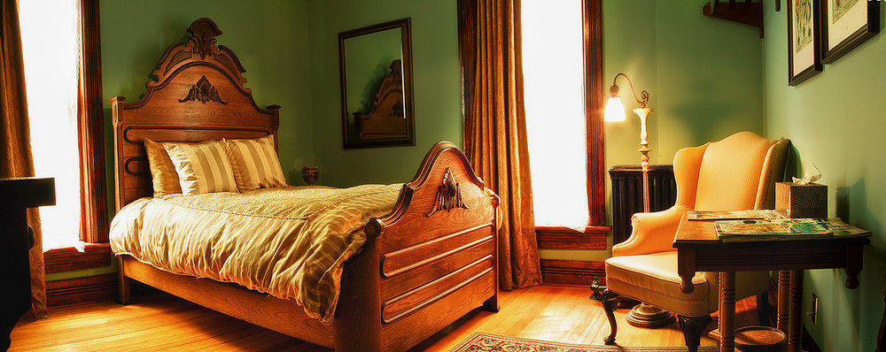 セント・ジョセフ ウイスキー マンション Bed & Breakfast エクステリア 写真